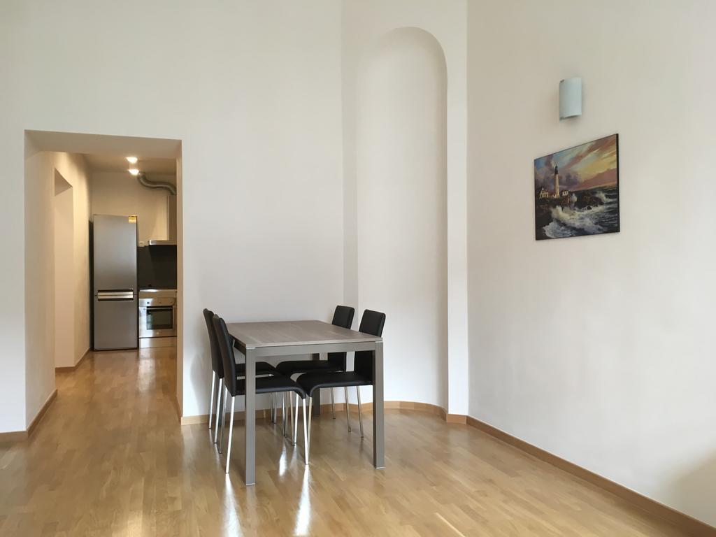 Prague Apartments Sokolovska 91 エクステリア 写真